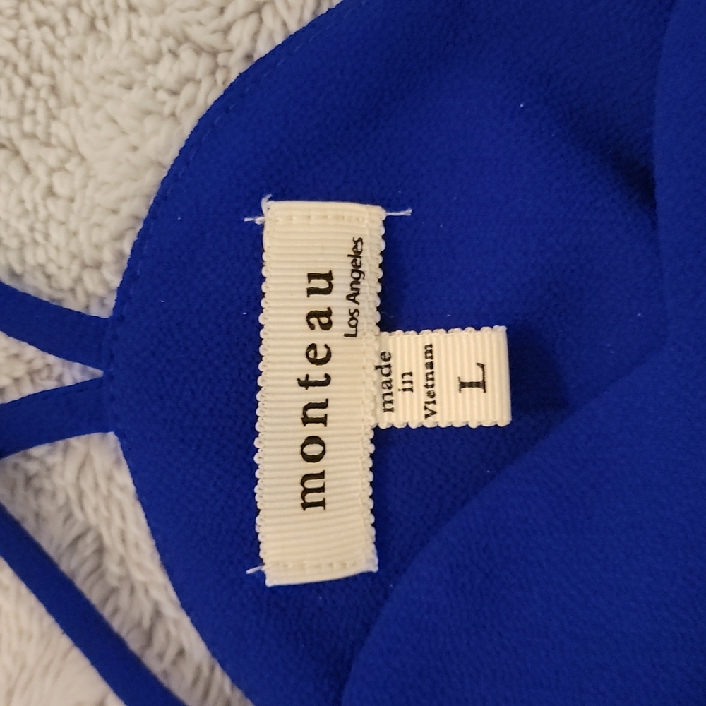 Monteau blue top size large - Picture 3 of 4